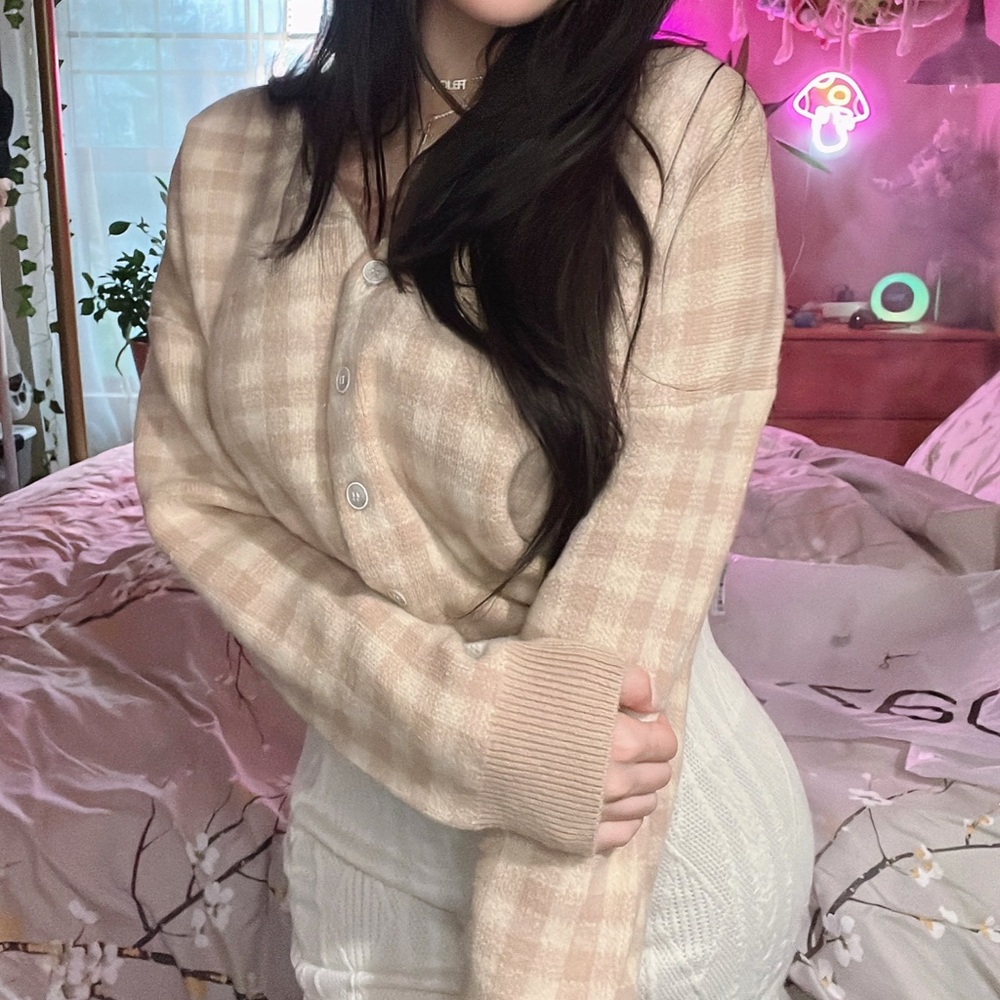 SHEIN Beige Plaid Women's Cardigan